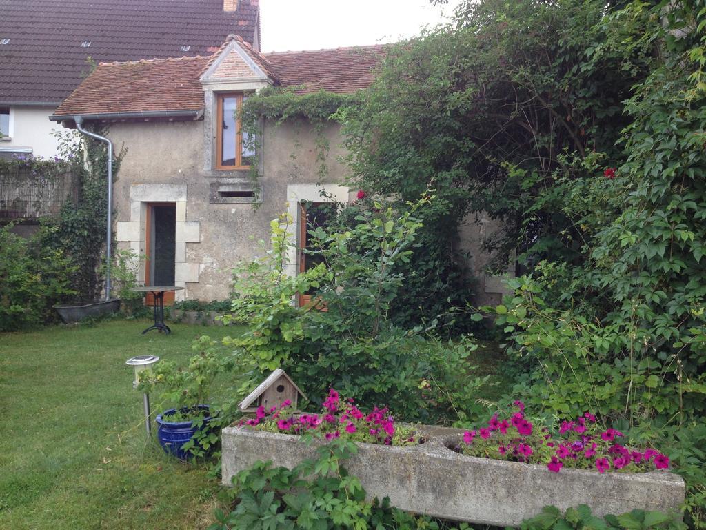 Domaine De La Grange Aux Dimes Villa Feux Cameră foto